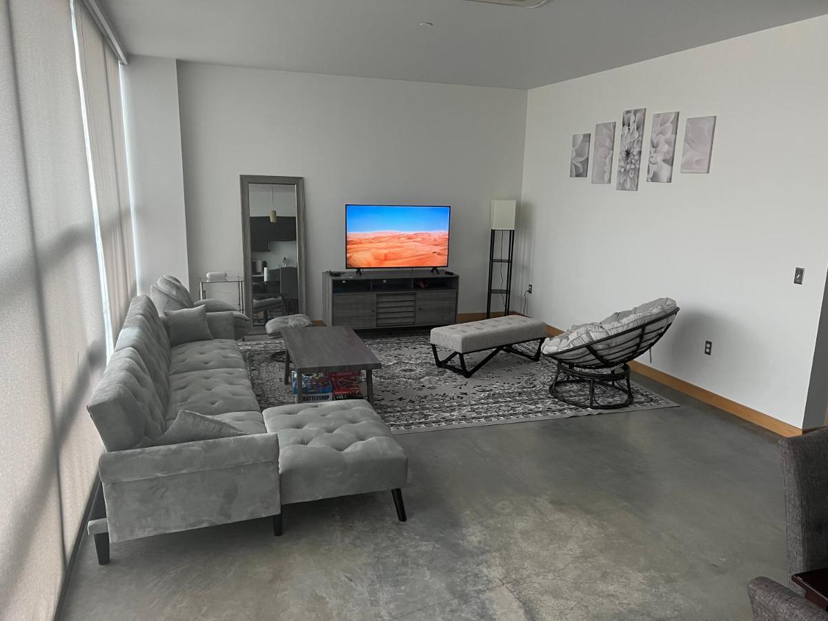 "Arrons Place" At The Griswold ديترويت المظهر الخارجي الصورة