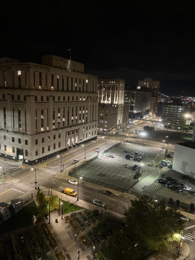 "Arrons Place" At The Griswold ديترويت المظهر الخارجي الصورة